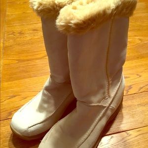 Leather, water proof boots By Studio Brilliant